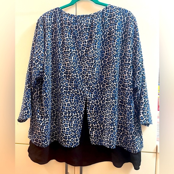 Michael Kors Blue Animal Leopard Print 3/4 Sleeves Layered Blouse Top-Size 2X - Picture 3 of 7